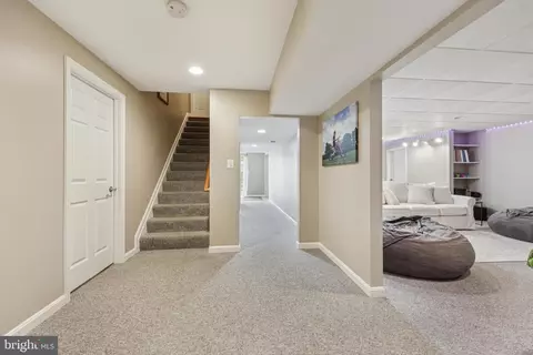 Entry Way - 609 Havenhill Rd, Edgewater, MD 21037 photo 9 of 9