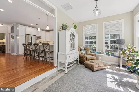 Entry Way - 609 Havenhill Rd, Edgewater, MD 21037 photo 5 of 9