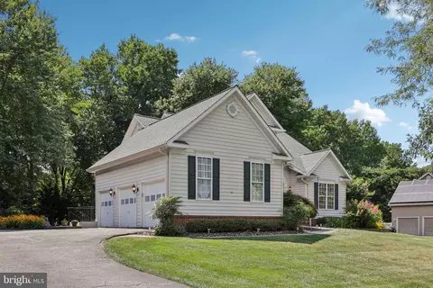 Exterior - 609 Havenhill Rd, Edgewater, MD 21037 photo 3 of 7