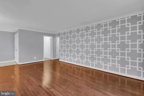 Living - 1231 Gemini Dr UNIT B, Annapolis, MD 21403 photo 4 of 6