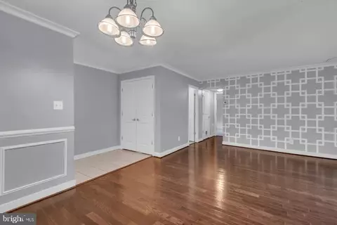Living - 1231 Gemini Dr UNIT B, Annapolis, MD 21403 photo 6 of 6