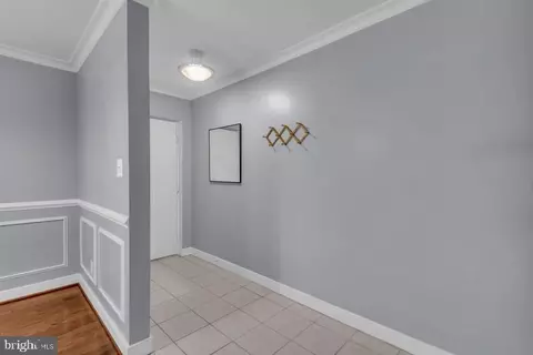 Entry Way - 1231 Gemini Dr UNIT B, Annapolis, MD 21403 photo 1 of 3