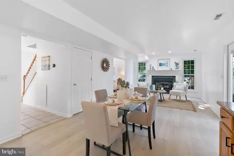Dining - 1543 Lee Way, Edgewater, MD 21037 photo 3 of 3