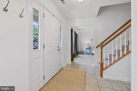 Entry Way - 1543 Lee Way, Edgewater, MD 21037 photo 1 of 6