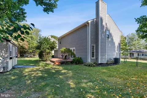 Exterior - 1543 Lee Way, Edgewater, MD 21037 photo 6 of 9