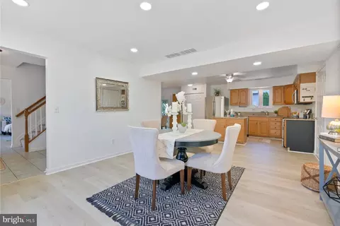 Dining - 1543 Lee Way, Edgewater, MD 21037 photo 2 of 3