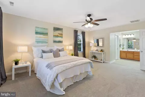 Bedroom - 1543 Lee Way, Edgewater, MD 21037 photo 2 of 6