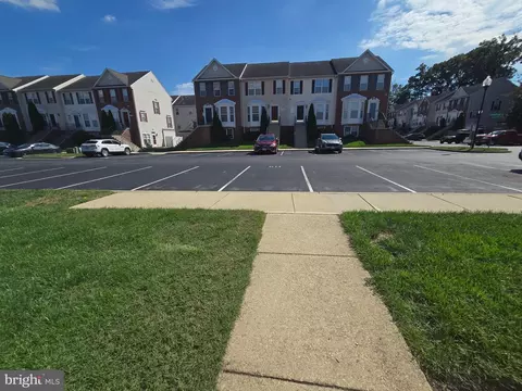118 Heather Stone Way #80, Glen Burnie, MD 21061