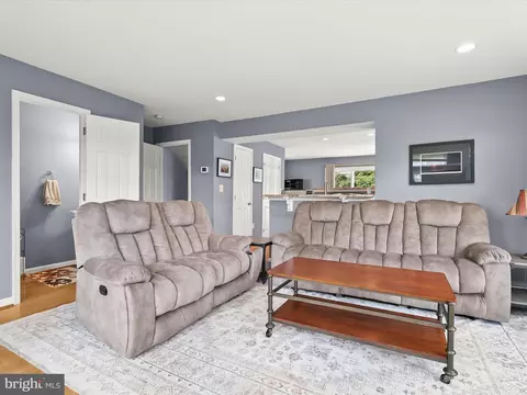 1619 Shore Dr, Edgewater, MD 21037 photo 4