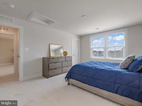 Bedroom - 3067 Spring Peeper Ct, Odenton, MD 21113 photo 6 of 9