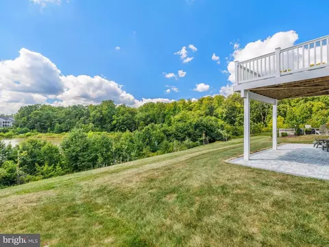 Exterior - 3067 Spring Peeper Ct, Odenton, MD 21113 photo 8 of 10