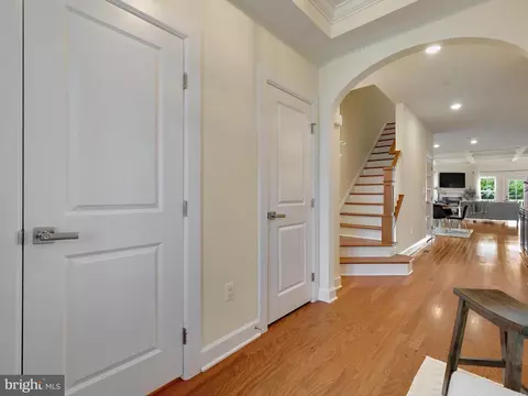 Entry Way - 3067 Spring Peeper Ct, Odenton, MD 21113 photo 2 of 4