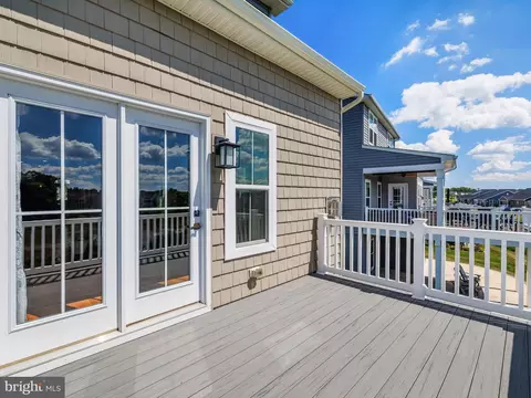 Exterior - 3067 Spring Peeper Ct, Odenton, MD 21113 photo 6 of 10