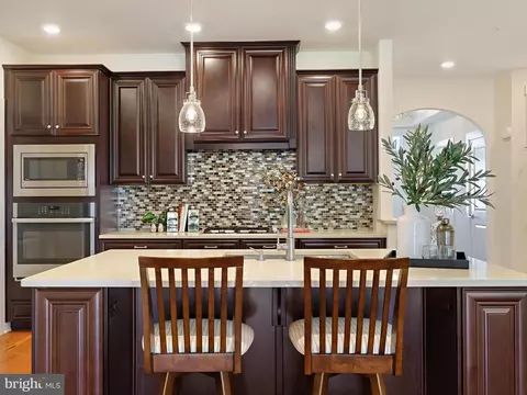 Kitchen - 3067 Spring Peeper Ct, Odenton, MD 21113 photo 2 of 5