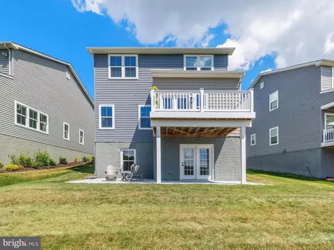 Exterior - 3067 Spring Peeper Ct, Odenton, MD 21113 photo 9 of 10