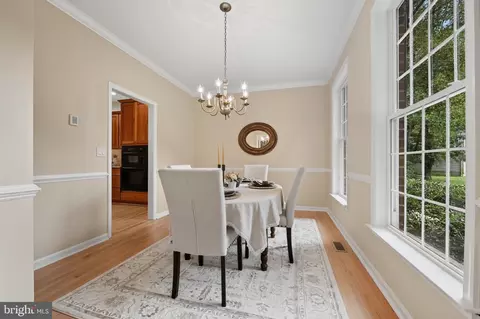 Dining - 3508 Marthas Vineyard Way, Edgewater, MD 21037 photo 3 of 3