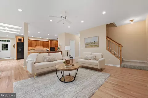 Living - 3508 Marthas Vineyard Way, Edgewater, MD 21037 photo 1 of 6
