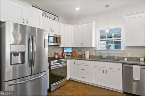 7971 Marion Ave, Pasadena, MD 21122 photo 15