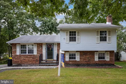 7726 Marbrook Rd, Glen Burnie, MD 21060