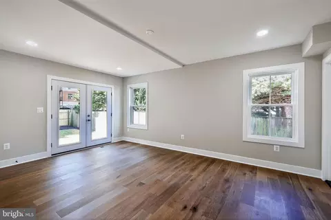 Living - 1 Tucker St, Annapolis, MD 21401 photo 1 of 1