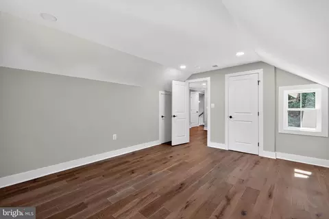 Entry Way - 1 Tucker St, Annapolis, MD 21401 photo 7 of 9