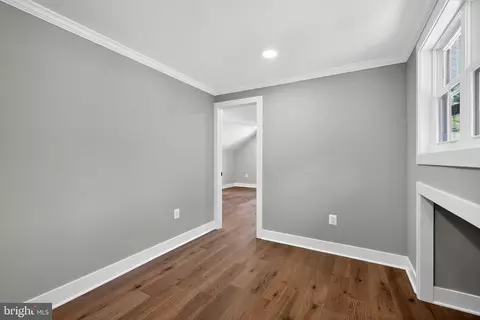 Entry Way - 1 Tucker St, Annapolis, MD 21401 photo 6 of 9
