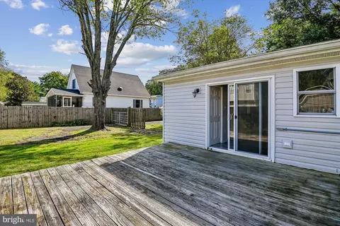 Exterior - 1166 Cedar Ave, Shady Side, MD 20764 photo 14 of 18
