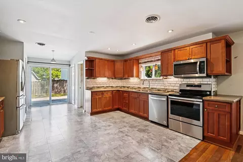 Kitchen - 1166 Cedar Ave, Shady Side, MD 20764 photo 1 of 1