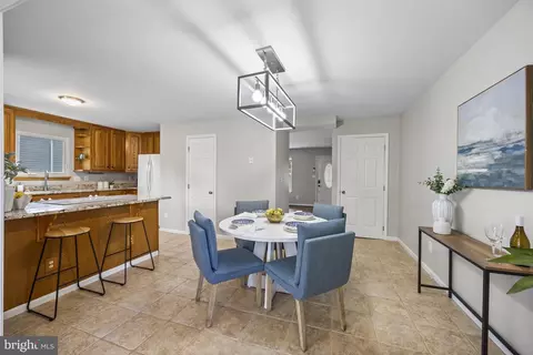 Dining - 2107 Shore Dr, Edgewater, MD 21037 photo 2 of 2