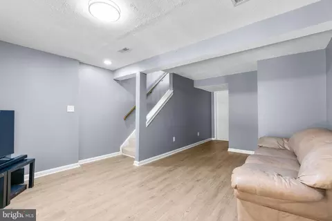 7913 Wellesley Ct, Pasadena, MD 21122 photo 20