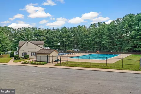 7913 Wellesley Ct, Pasadena, MD 21122 photo 27