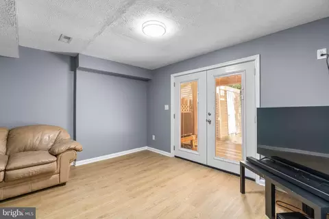 7913 Wellesley Ct, Pasadena, MD 21122 photo 16