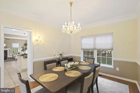 8040 Flora Ln, Pasadena, MD 21122 photo 6