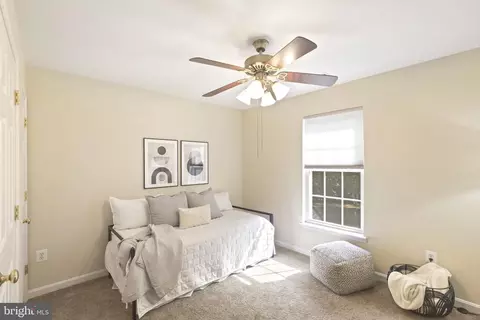8040 Flora Ln, Pasadena, MD 21122 photo 17