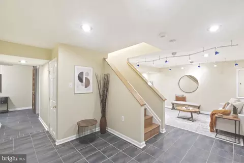 8040 Flora Ln, Pasadena, MD 21122 photo 21