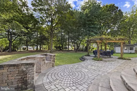 8040 Flora Ln, Pasadena, MD 21122 photo 30
