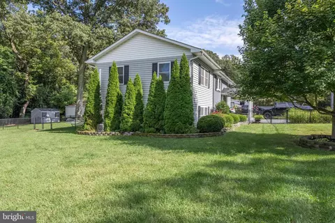 8023 Belhaven Ave, Pasadena, MD 21122 photo 39