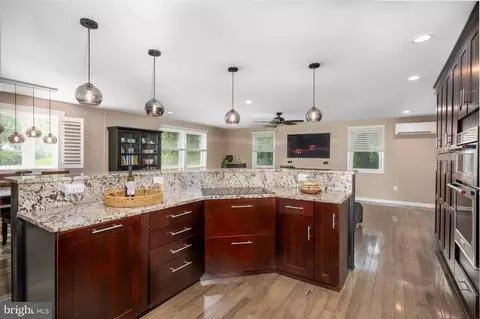 8023 Belhaven Ave, Pasadena, MD 21122 photo 11