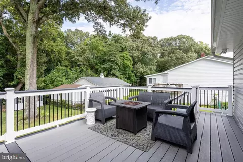 8023 Belhaven Ave, Pasadena, MD 21122 photo 36