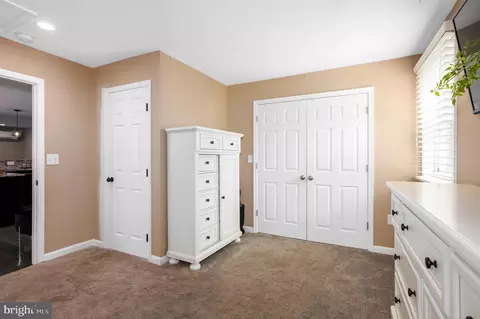 8023 Belhaven Ave, Pasadena, MD 21122 photo 18