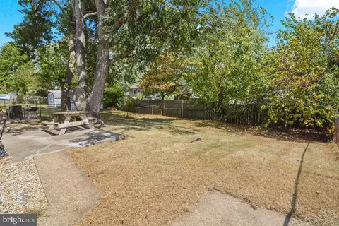 655 Cadbury Dr, Odenton, MD 21113 photo 3