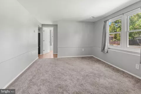 655 Cadbury Dr, Odenton, MD 21113 photo 9