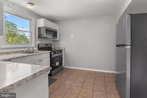 655 Cadbury Dr, Odenton, MD 21113 photo 18