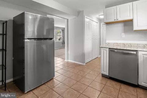 655 Cadbury Dr, Odenton, MD 21113 photo 17