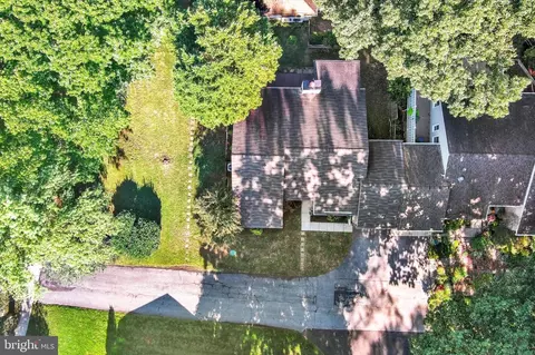 View/Area - 1012 Mastline Dr, Annapolis, MD 21401 photo 2 of 8