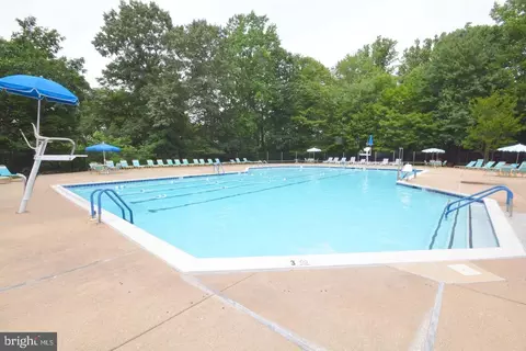 Exterior - 1012 Mastline Dr, Annapolis, MD 21401 photo 15 of 15