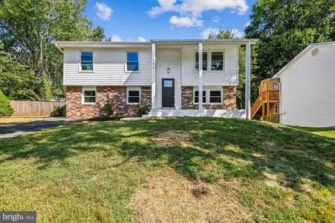 982 Summer Hill Dr, Gambrills, MD 21054