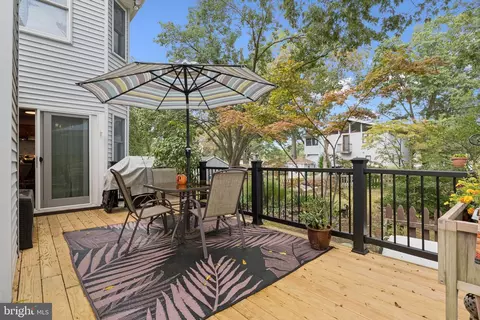Exterior - 968 Chesapeake Ave, Deale, MD 20751 photo 3 of 11