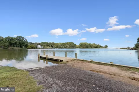 View/Area - 968 Chesapeake Ave, Deale, MD 20751 photo 12 of 14
