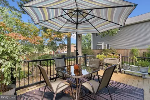 Exterior - 968 Chesapeake Ave, Deale, MD 20751 photo 5 of 11